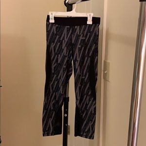 Nike cropped leggings